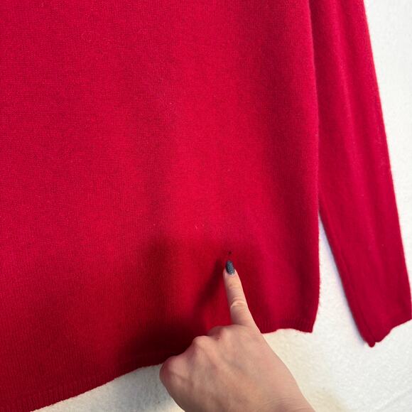 Valerie Stevens VTG Luxurious Soft Red Cashmere Turtleneck Sweater Size Medium - Picture 8 of 8